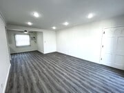 Photo - Palms Apartments