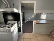 Photo - 1040-1042 Flora St