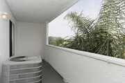 1BR, 1BA - 535 SF - Park Tower Apartments