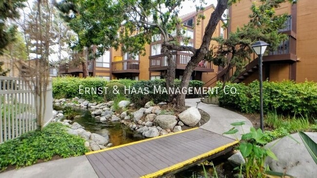 Building Photo - 14045 Bayside Dr Rental