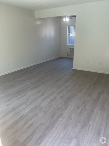 Building Photo - 2232 E Lenita Ln Rental
