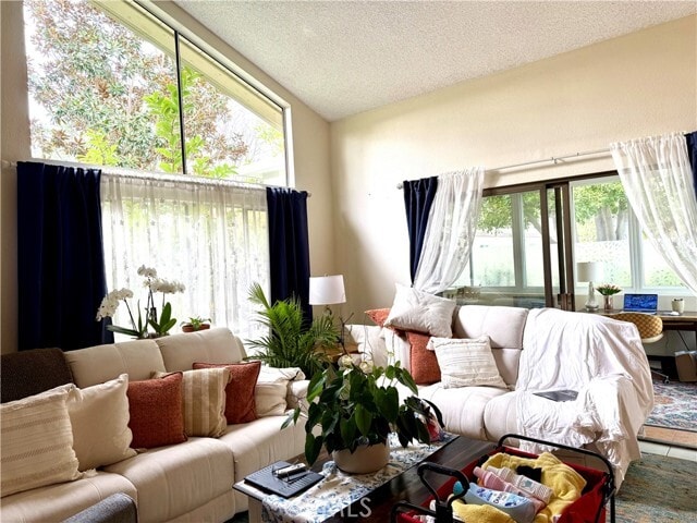 Photo - 899 Ronda Sevilla