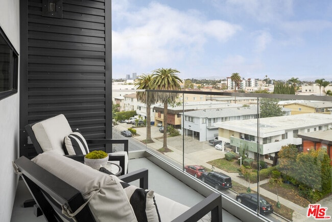 Photo - 3667 Keystone Av Unit 426