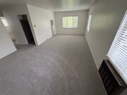Unit 6 - 1130 N Louise St