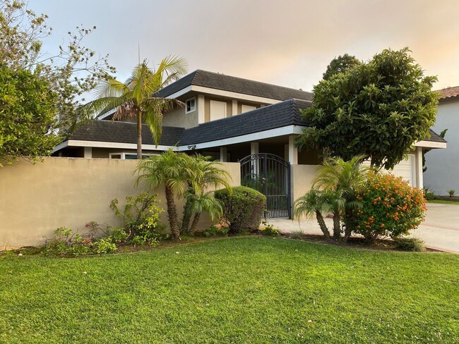 Photo - Beautiful 4 bedroom 3 bath House in Manhattan Beach