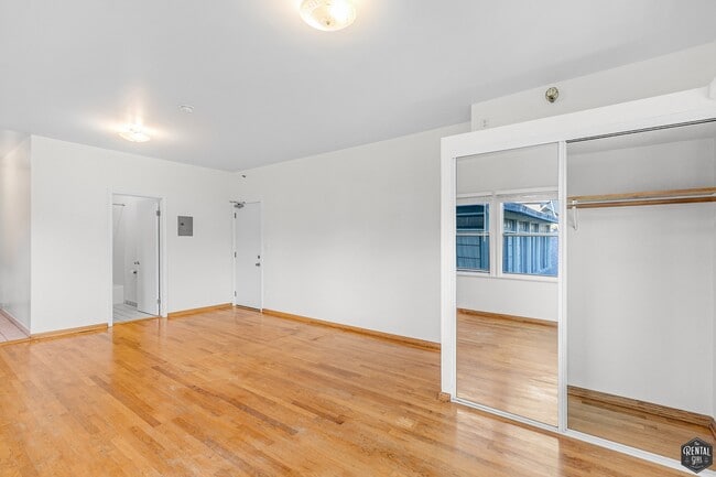 Photo - 26 Breeze Ave Unit 7