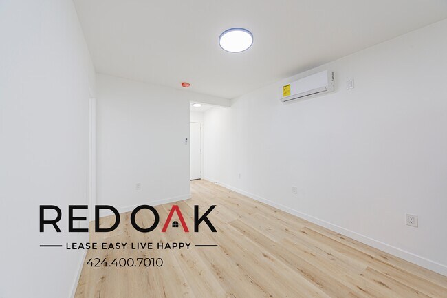 Photo - 211 1/2 W 47th St Unit 211 1/2