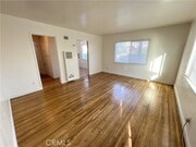 Photo - 6345 Templeton St