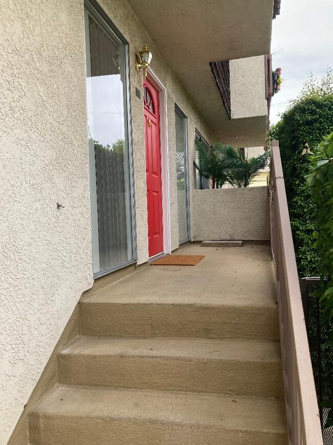 Photo - 4660 Coldwater Canyon Ave Unit 10