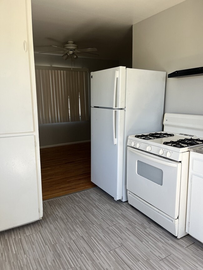 Photo - 1959 Colonia Pl Unit 1959