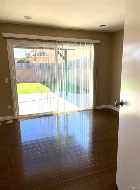 Photo - 7208 Enfield Ave