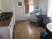 Photo - BEAUTIFUL DORMITORY STYLE HOUSING AVAILABLE