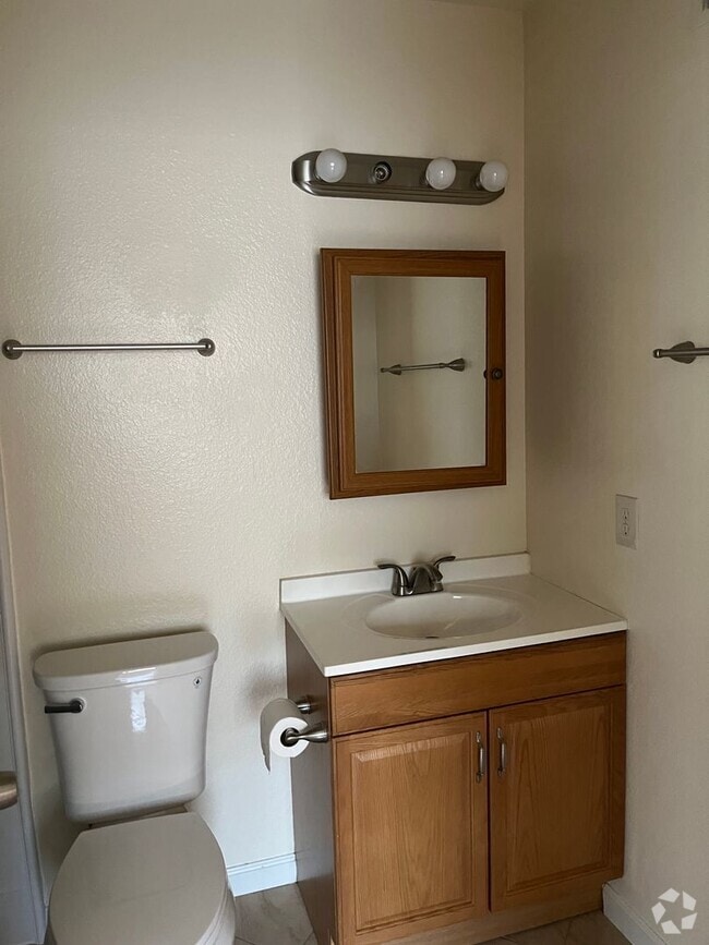 Building Photo - 3BD 2BA House located in Mira Mesa