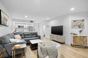 Photo - 740 Kings Rd Unit #319