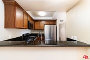 Photo - 1633 S Bentley Ave Unit 102