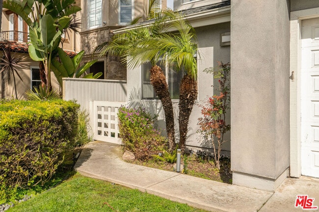 Photo - 2606 Pacific Ave