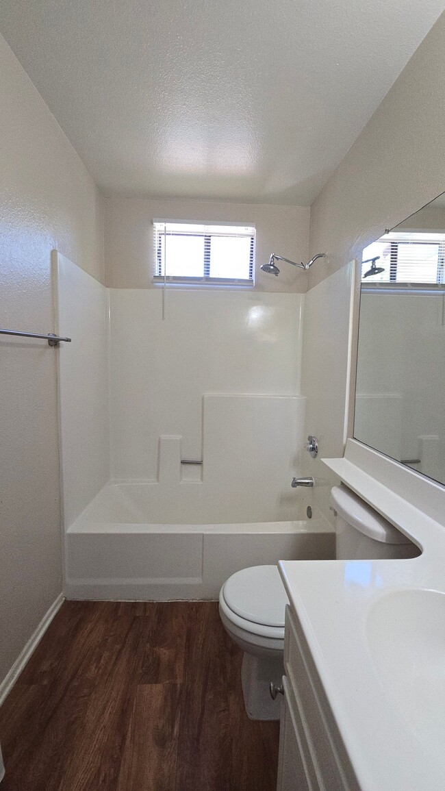 Photo - 2050 S Euclid Ave Unit 202