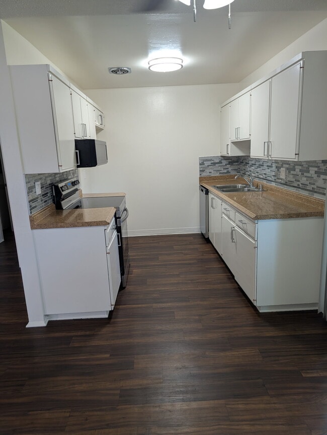 Photo - Ocean Villas Apartments