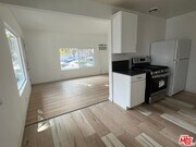 Photo - 2023 Reservoir St