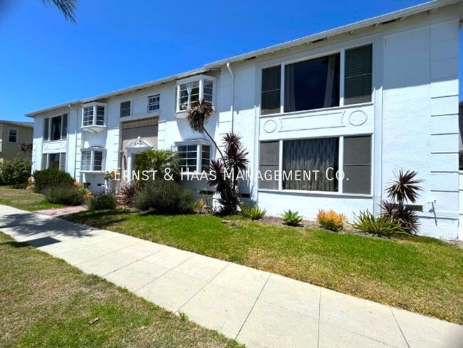 Building Photo - 311 Bay Shore Ave Unit 05