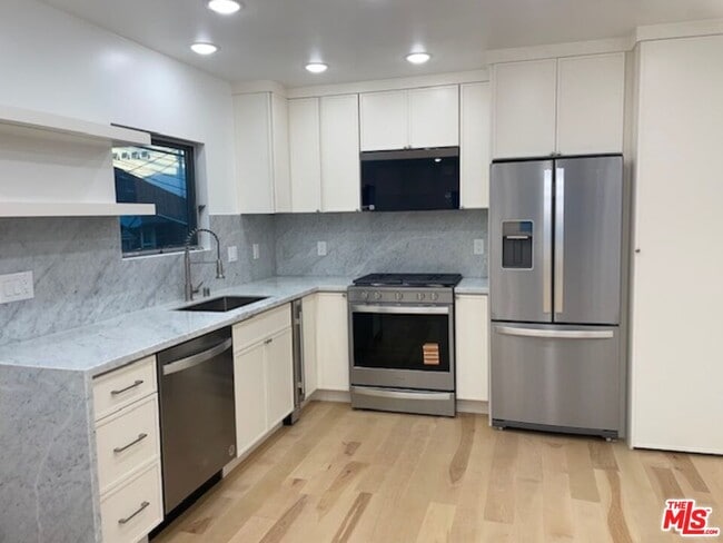 Photo - 245 Windward Ave