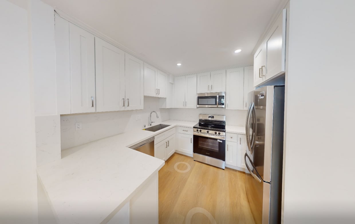 3D Tour - Balboa Court