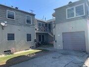 Photo - 1426 Pine Ave Unit B