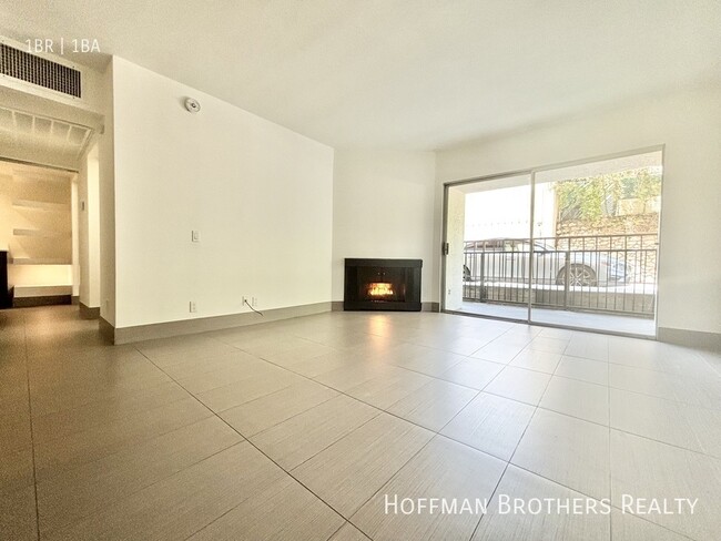 Photo - 3947 Los Feliz Blvd Unit 302