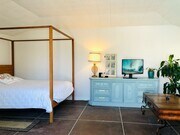 Photo - Furnished Studio in Talmadge! House