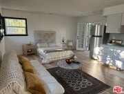 Photo - 19557 Calvert St