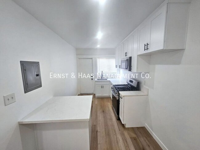 Photo - 1306 E Hellman St Unit #06