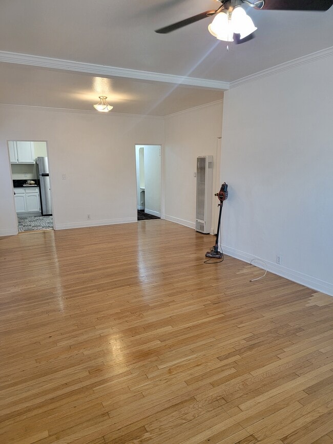 Photo - 3837 W 27th St Unit 3837