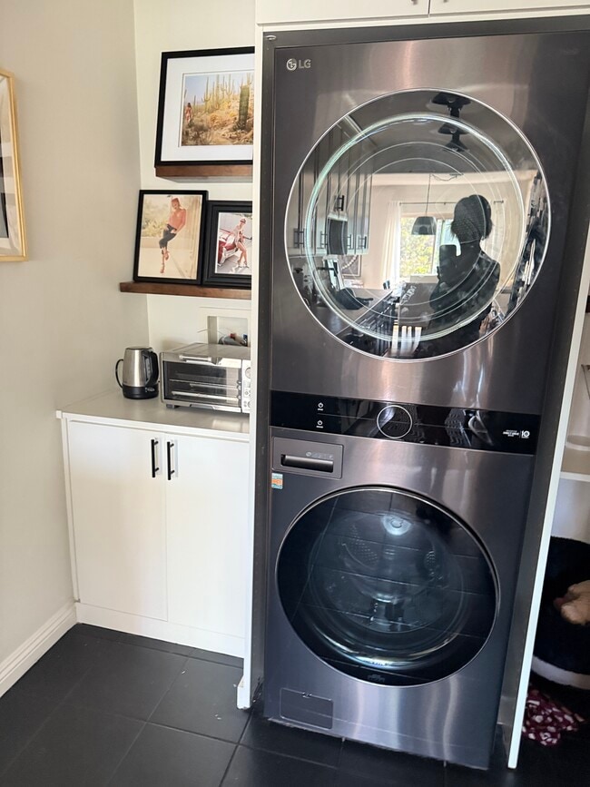 Photo - 5950 Buckingham Pky Unit 305