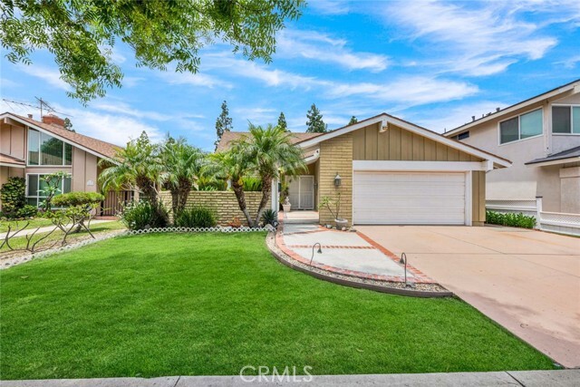 Photo - 14661 Danborough Rd House