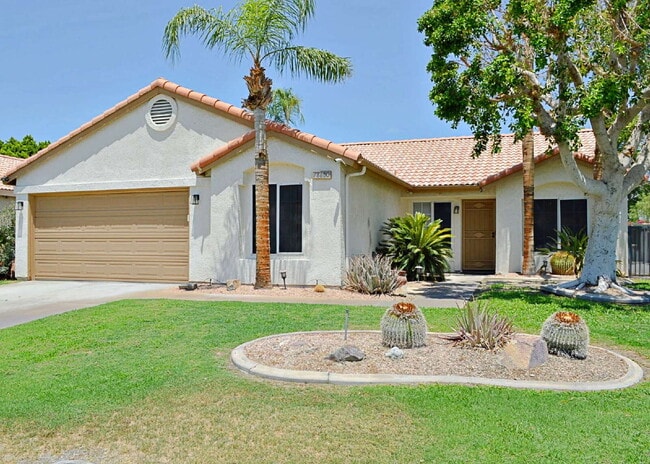 Building Photo - 3-Bedroom Home, Large backyard, Pets Welcome
Move-in by Aug 1st for $500 Move-in Discount!