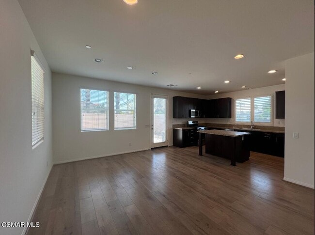 Photo - 8648 Winnetka Ave