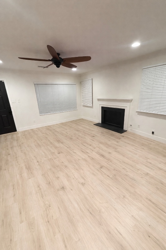 Photo - 442 E 44th Cir Unit 442