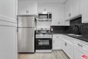 Photo - 10622 1/2 Holman Ave