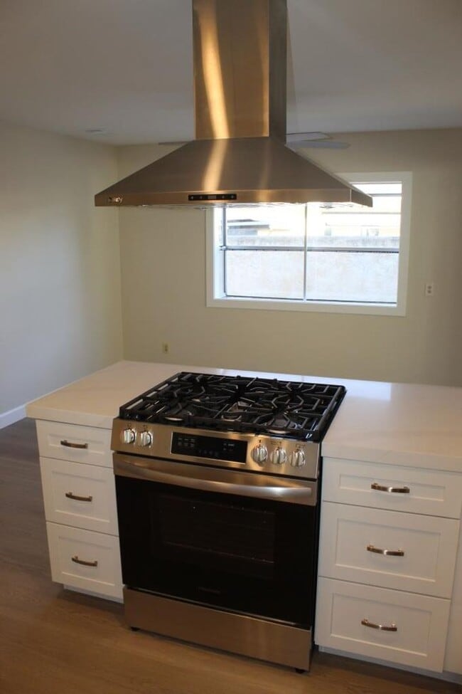 Photo - 4Bed/2Bath Remodeled Home in Carlsbad with a Pool~ Trieste