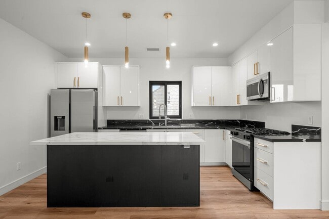 Photo - 1920 S Sherbourne Dr Unit 1920