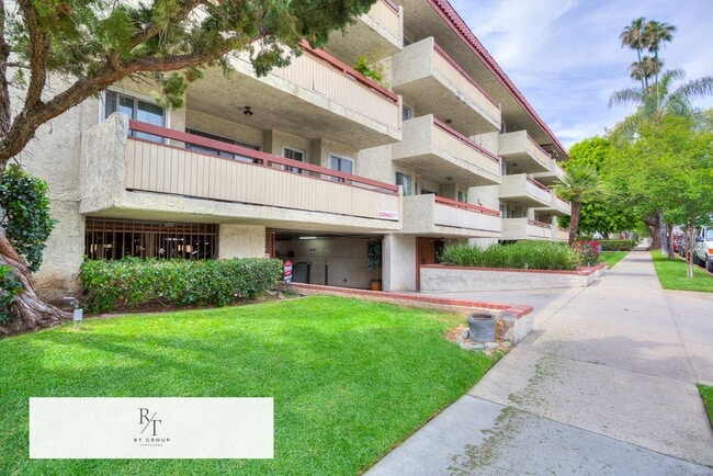 Building Photo - Beautiful 2BR/2BA Home in Pasadena – Prime Location! Unit 104