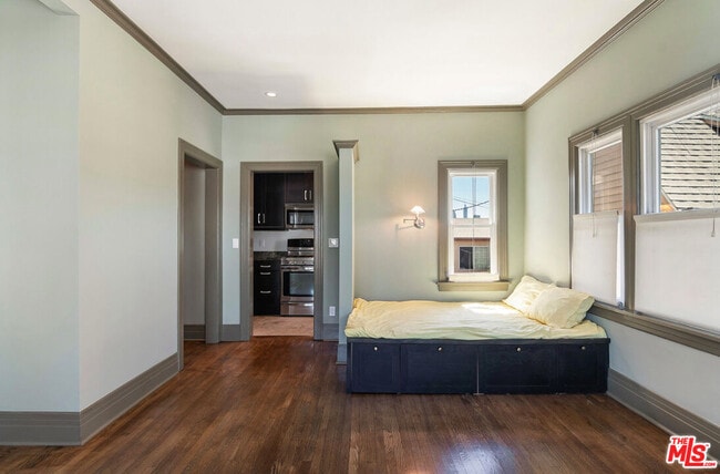 Photo - 254 S Vendome St