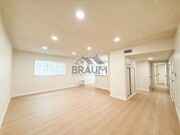 Photo - 5252 Hermitage Ave Unit 1