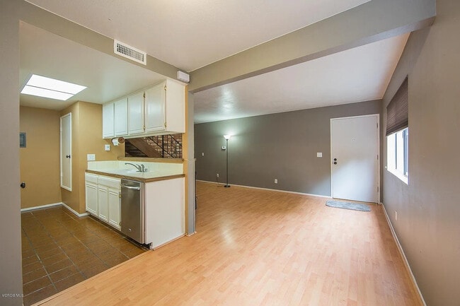 Photo - 5977 Nelda St Unit Nelda #3