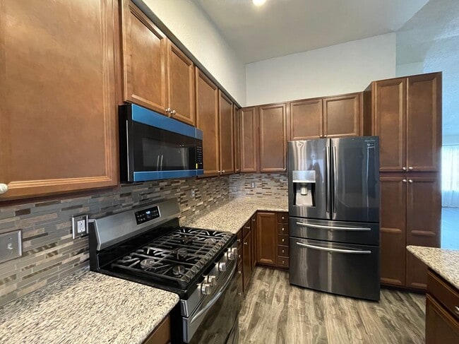 Photo - 3736 Eclipse Dr