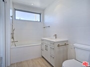 Photo - 806 6th Ave Unit 4