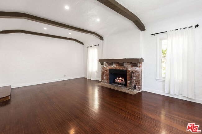 Photo - 6620 W 6th St