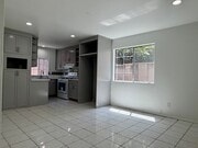 Photo - 4522-24 Unit 4524