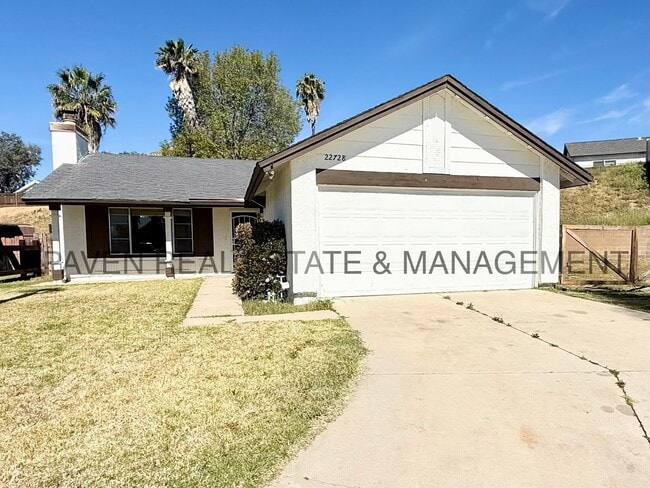 Building Photo - Cul-de-sac home