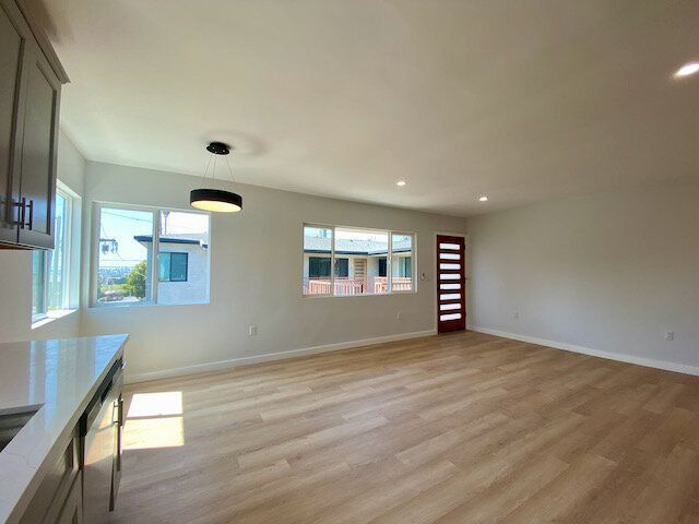 Photo - 3207 W 3rd St